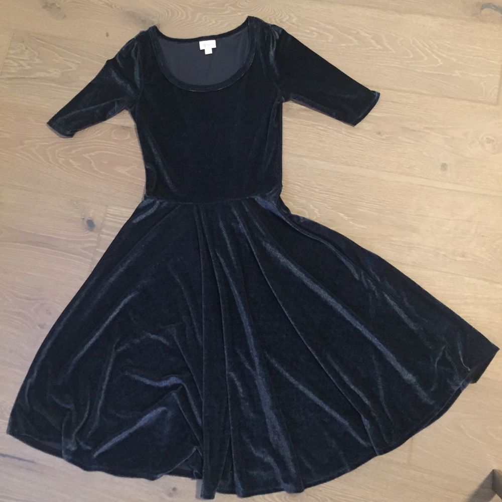 LulaRoe Nicole Dress